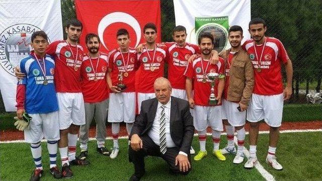 Suvermez Kasabası Kültür Ve Yardımlaşma Derneği 2. Futbol Turnuvası Sona Erdi
