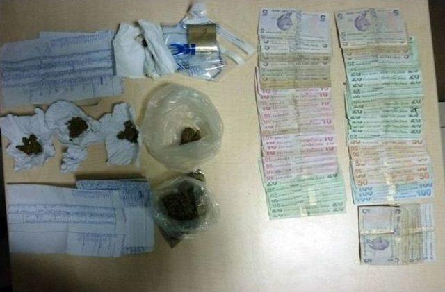 İzmir Polisinden Uyuşturucu Tacirlerine Darbe 1
