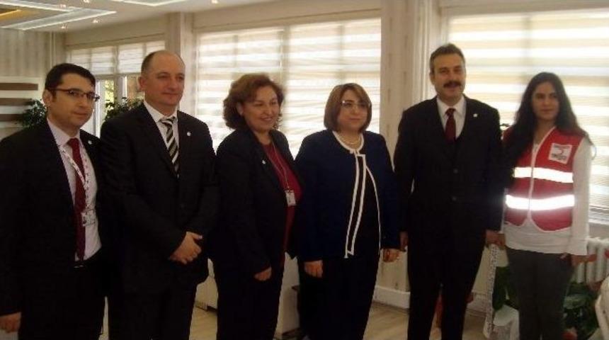 Aydın Kızılay&rsquo;dan &Ouml;ğretmenler G&uuml;n&uuml; Ziyaretleri