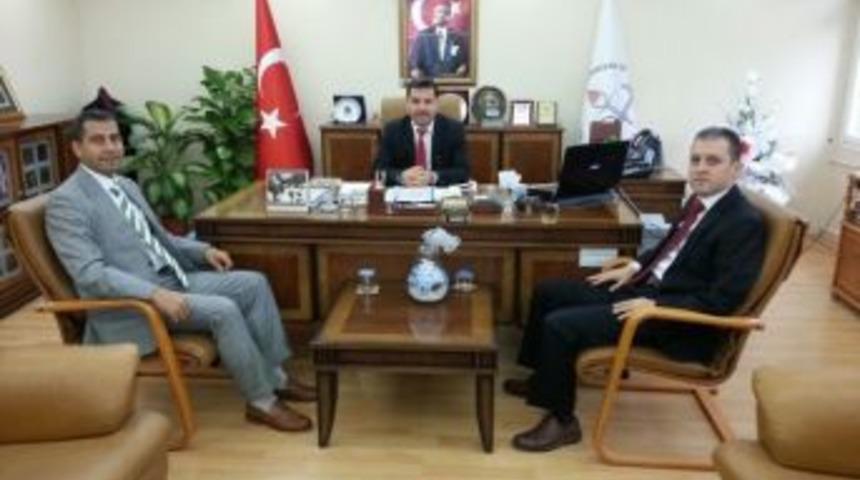 İl Sağlık M&uuml;d&uuml;r&uuml; Dr. Yılmaz&rsquo;dan İl Milli Eğitim M&uuml;d&uuml;r&uuml; Altınkaynak&rsquo;a Ziyaret