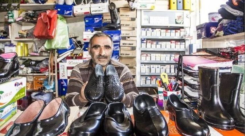 (&ouml;zel Haber) Kara Lastikler Teknolojiye Boyun Eğmiyor