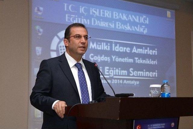 Vali Türker Mülki İdare Amirleri Seminerine Katıldı