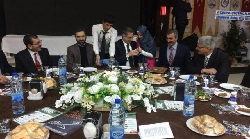 Eğitim Bir Sen Elazığ Şubesinden &Ouml;ğretmenler G&uuml;n&uuml; Kutlama Programı