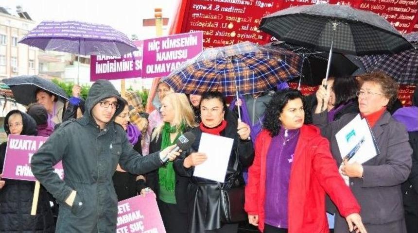Kadınlardan &ldquo;kadına Şiddete Hayır&rdquo;