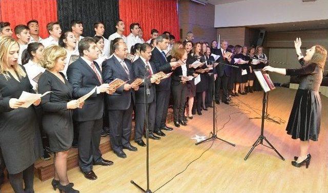 &Ouml;ğretmenler İ&ccedil;in Şarkı S&ouml;ylediler 1