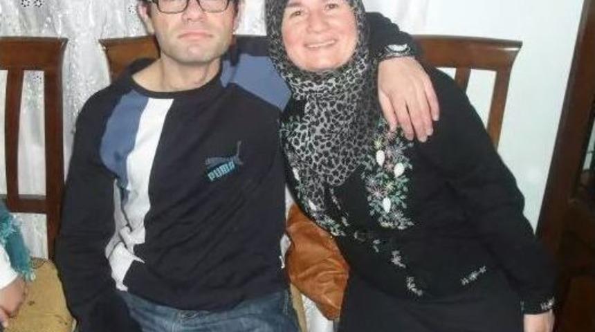 Huntıngton Hastalığına Yakalanan Sağlık Memuru Hayatını Kaybetti