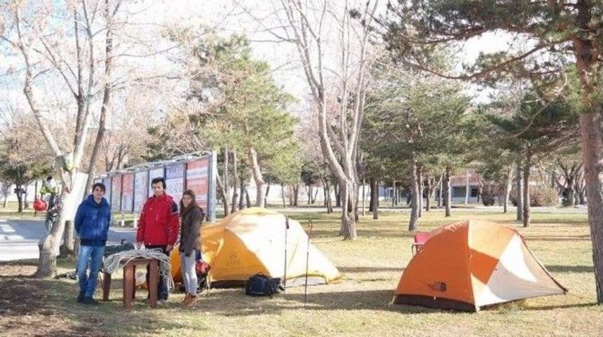 Dağcılardan Kayıt Standı