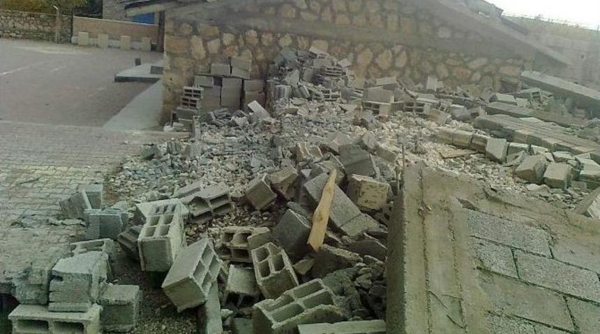 Sit Alanı &Uuml;zerine Yapılan Yapı Yıkıldı