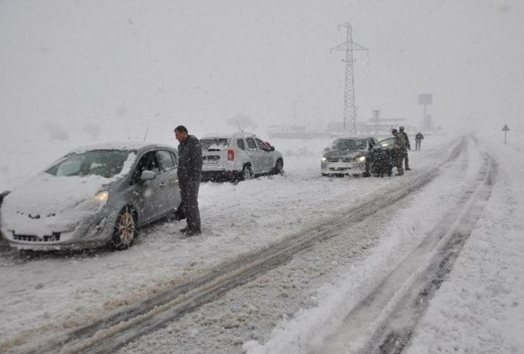 Seydişehir&rsquo;de Kar Yağışı