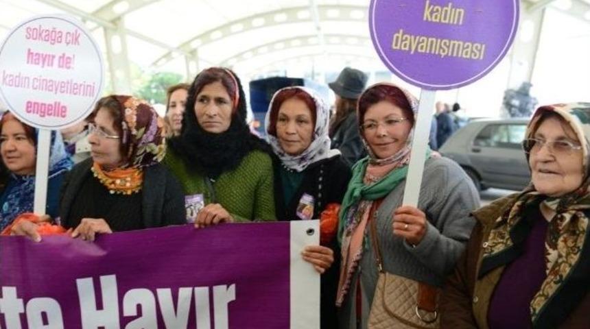 Nil&uuml;fer&rsquo;de Kadına Şiddete Hayır