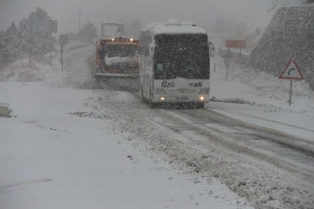 Mut Sertavul Ge&ccedil;idi Zincirsiz Ge&ccedil;it Vermiyor