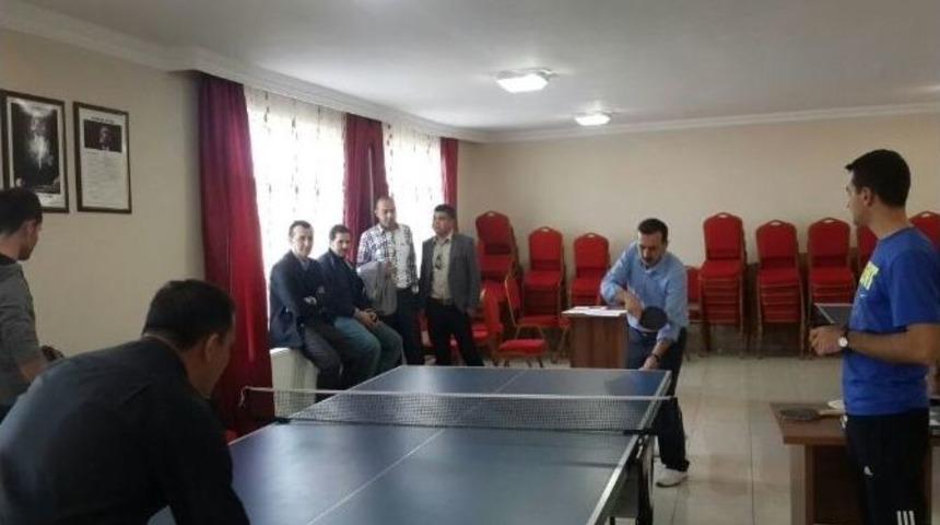 Saray İl&ccedil;esinde &ldquo;24 Kasım &Ouml;ğretmen G&uuml;n&uuml;&rdquo; Turnuvası