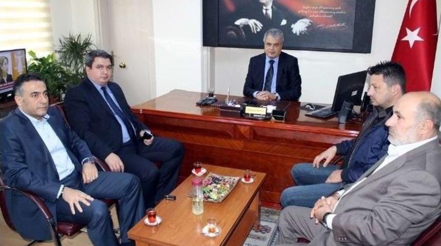 Ak Parti İl&ccedil;e Teşkilatından Kaymakam Erguvan&rsquo;a Ziyaret