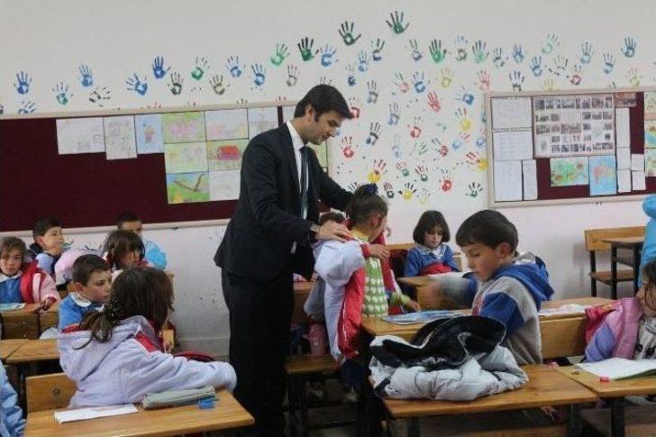 Ak Parti Ankara İl Gençlik Kollarından Okul Restorasyonu G5