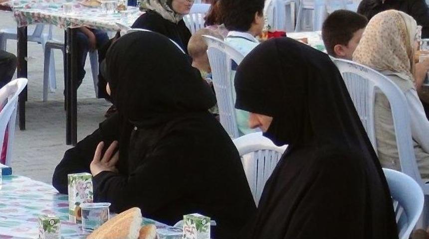 Suriye&rsquo;de 30 Bin Kadın Şiddet Mağduru