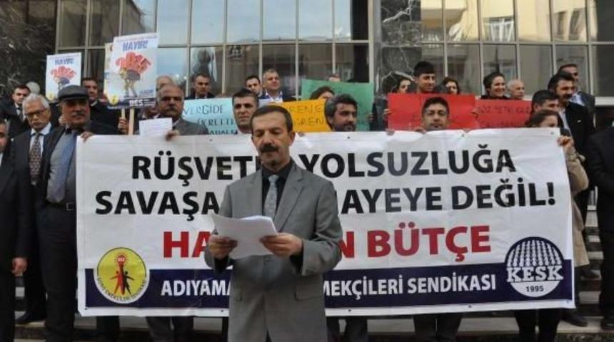 MALİYE BAKANLIĞI B&Uuml;T&Ccedil;ESİNİ PROTESTO ETTİLER