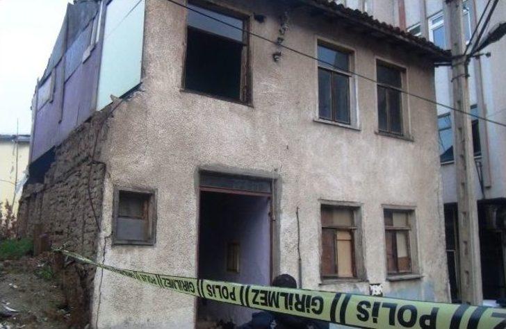 Metruk Binada Ceset Bulundu G2