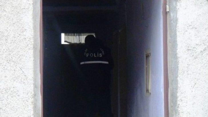 Metruk Binada Ceset Bulundu G4