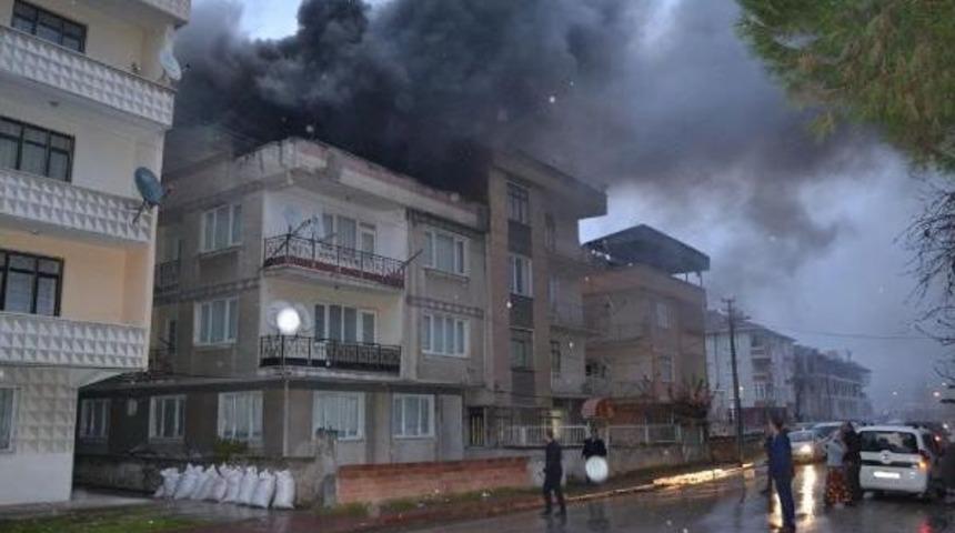 İNEG&Ouml;L&rsquo;DE KORKUTAN YANGIN