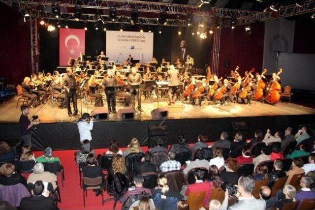 CUMHURBAŞKANLIĞI SENFONİ ORKESTRASI ÜNİVERSİTEDE KONSER VERDİ