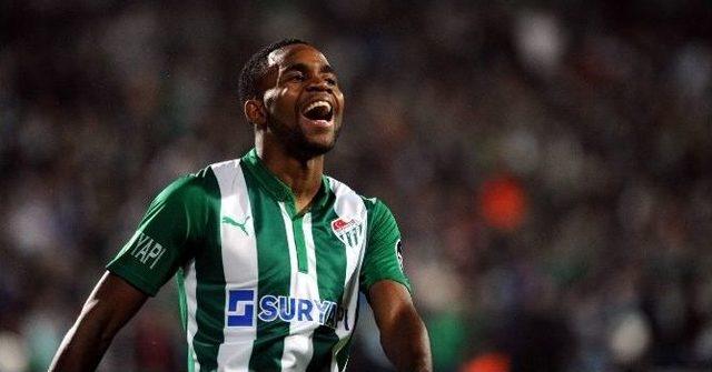 Bakambu: &ldquo;taraftarı İzledim, Koşarak Geldim&rdquo; 1