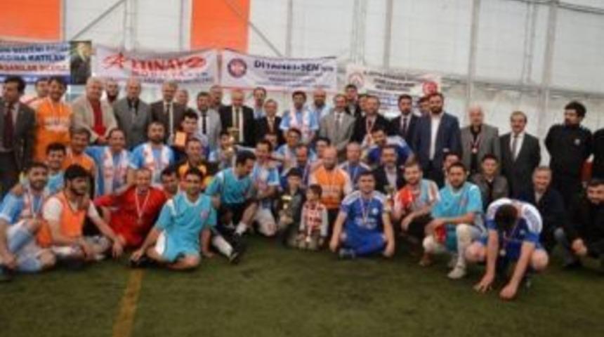 İl&ccedil;e M&uuml;ft&uuml;l&uuml;kleri Arası Futbol Turnuvası Sona Erdi