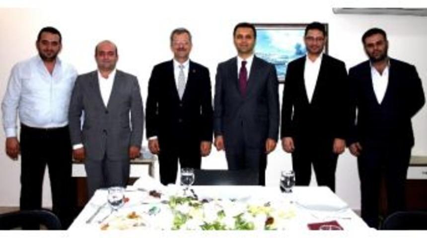 Zirvedekiler 2015 Tertip Komitesi Toplandı