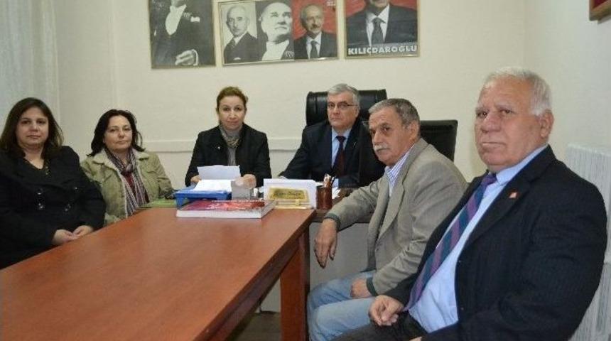 Chp Kula Kadın Kolları&rsquo;ndan &rsquo;kadına Şiddete Hayır&rsquo; A&ccedil;ıklaması