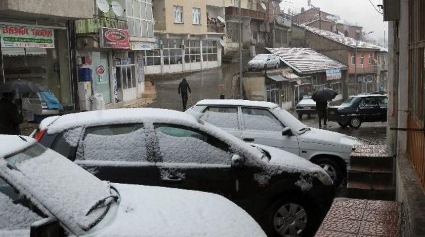 Adıyaman&rsquo;a Yılın İlk Karı D&uuml;şt&uuml;