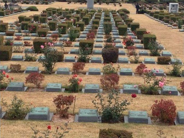 Zonguldak Heyetinden G&uuml;ney Kore Busan Şehitliği&rsquo;ne Ziyaret 1