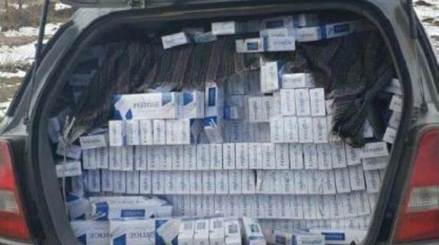 HAKKARİ'DE KA&Ccedil;AK SİGARA OPERASYONU