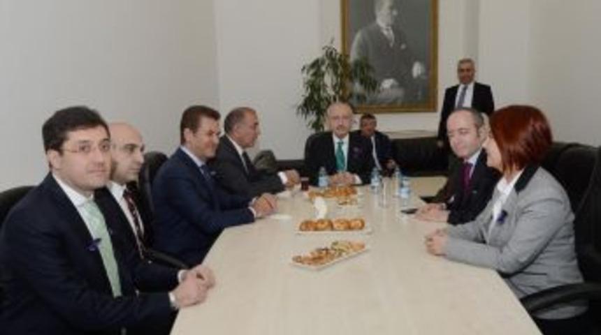 Kılı&ccedil;daroğlu, Başkanlarla Yerel Y&ouml;netimleri Konuştu