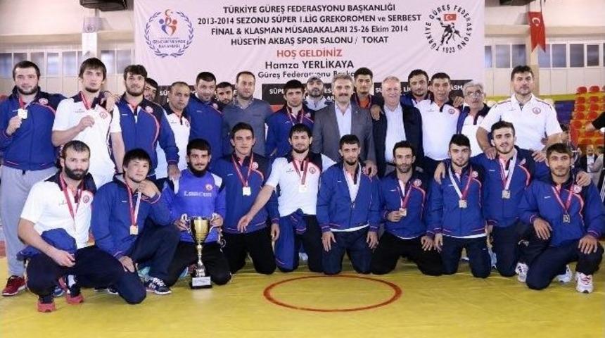 İstanbul B&uuml;y&uuml;kşehir Belediyespor G&uuml;reş Takımı, İran&rsquo;da Mindere &Ccedil;ıkacak
