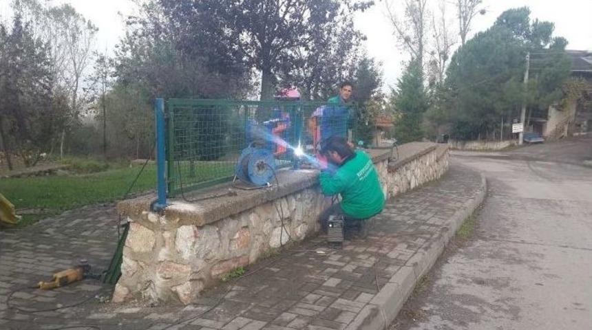 &Uuml;z&uuml;lmez&lsquo;in Mahalle Gezileri &Ccedil;&ouml;z&uuml;m &Uuml;retiyor