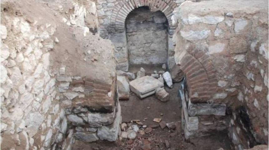 G&uuml;n&uuml;m&uuml;zde Soba Zehirlenmesi Yaşanırken 2 Bin Yıl &Ouml;nce Alttan Isıtmalı Ev Yapılmış