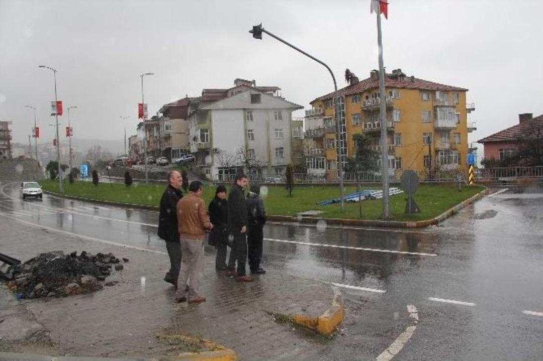 Alaplı&rsquo;da &Ouml;l&uuml;m Kavşağına Sinyalizasyon Sistemi