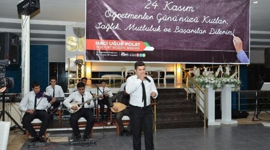 &Ouml;ğretmenler Yemekte Bir Araya Geldi