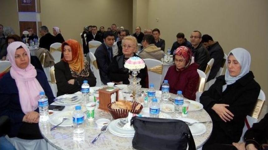 Bandırma Eğitimciler Derneği&rsquo;nden Konferans