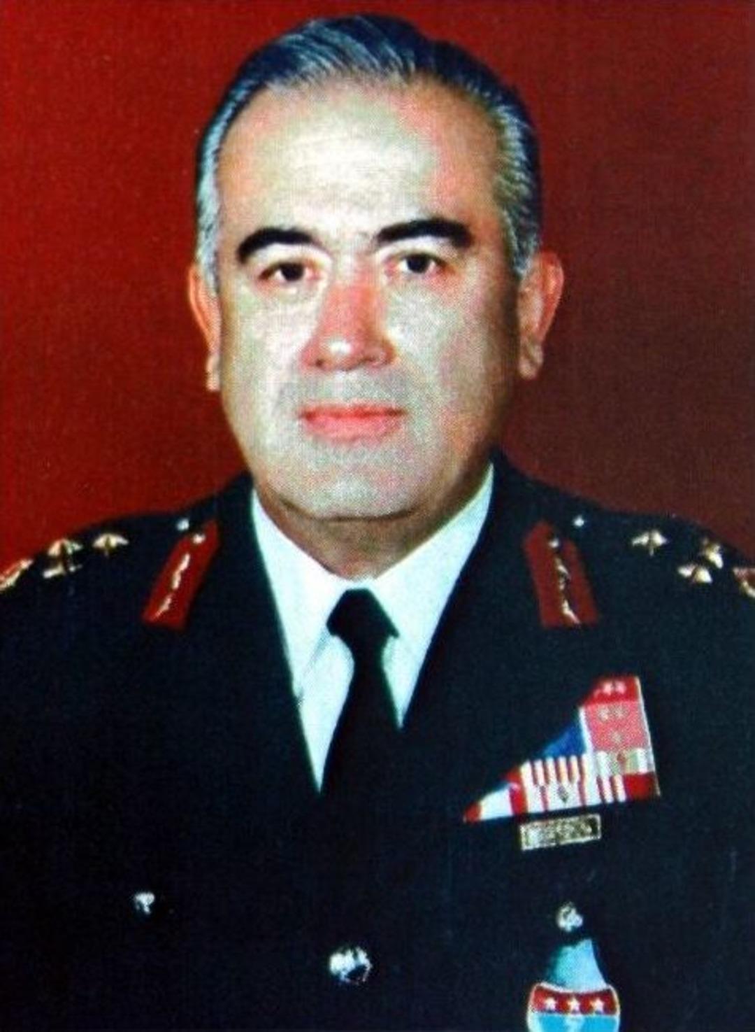 Emekli Mit M&uuml;steşarı Toprağa Verildi