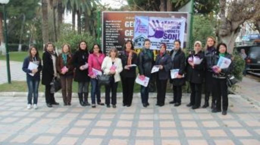 Tireli Kadınlar &rsquo;&rsquo;kadına Şiddet&rsquo;&rsquo;e Son Verilmesini İstedi