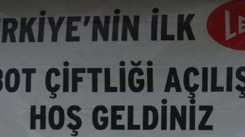 ROBOT TEKNOLOJİSİ İLE KURULAN &Ccedil;İFTLİK BALIKESİR'DE A&Ccedil;ILDI