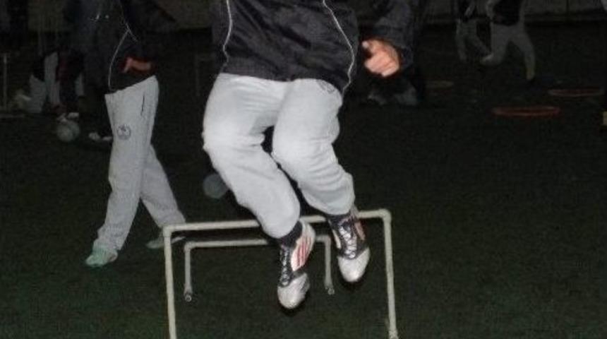 &Ouml;zel İdare K&ouml;y Hizmetlerispor İkinci Yarıya Sıkı Hazırlanıyor