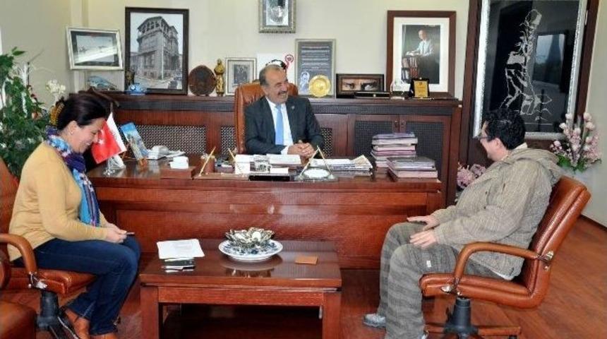 Başkan T&uuml;rkyılmaz Belediyenin Kiracılarıyla G&ouml;r&uuml;şmeye Başladı