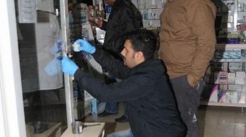 5 Dakikada 2 Eczane Soydular