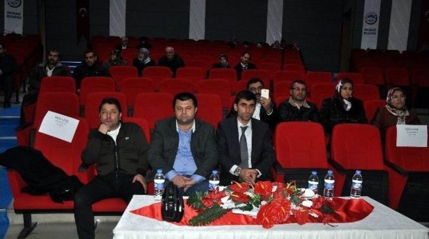 İmam Hatip Ortaokulu&rsquo;ndan &lsquo;ailenin &Ccedil;ocuk Eğitimindeki Rol&uuml;&rsquo; Konferansı