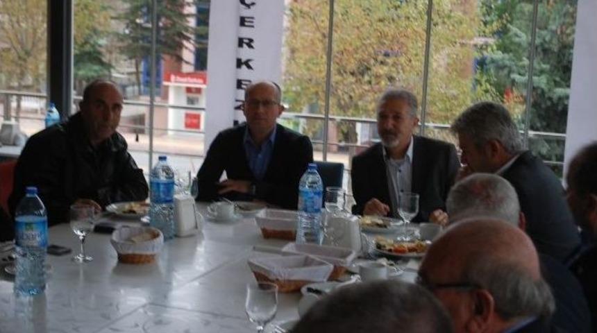 &Ccedil;erkezk&ouml;y&rsquo;de Chp&rsquo;liler Muhtarlarla Tanıştı