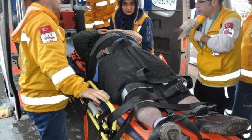 Kazada Yaralanan 3 Kişi Kayseri&rsquo;ye Sevk Edildi