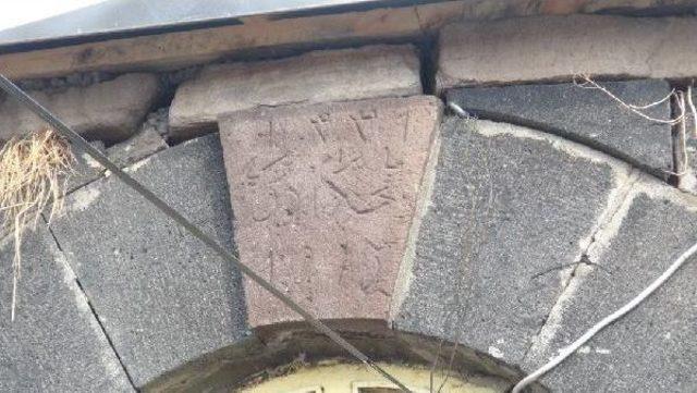 M&Uuml;ZE GİBİ ASIRLIK RUS EVİ 1