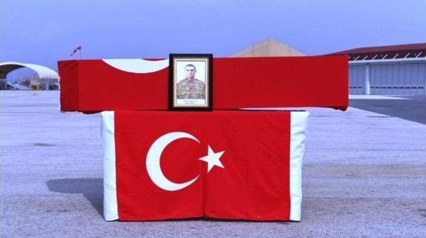 Şehit Asker Memleketine Uğurlandı
