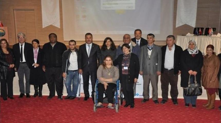 Toroslar&rsquo;da, Dezavantajlı Bireyler İ&ccedil;in &rsquo;toplum Yararına &Ccedil;alıştay&rsquo;